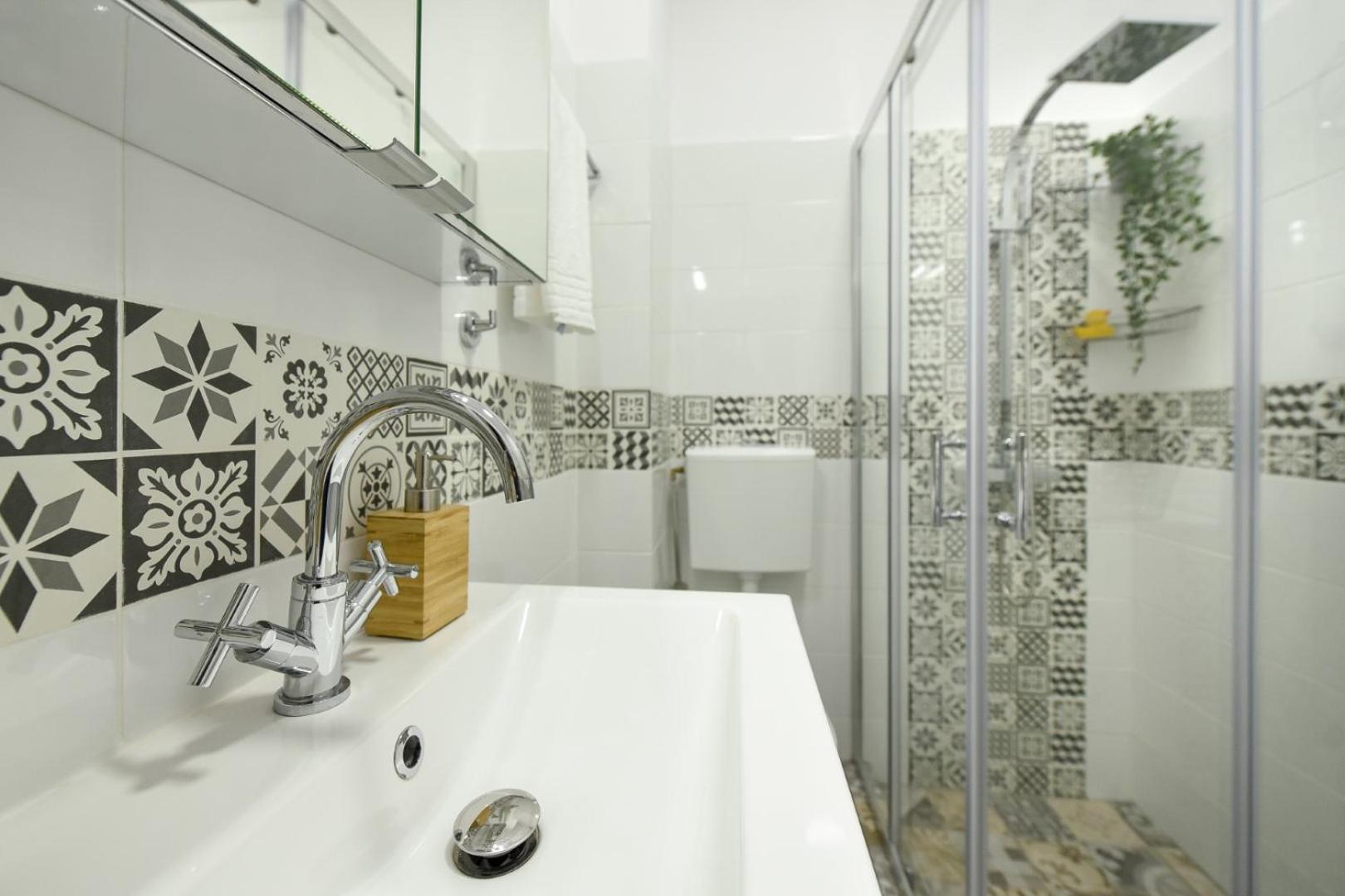 City Center Getaway - Cozy Accommodation For Your Perfect Stay Bükreş Oda fotoğraf