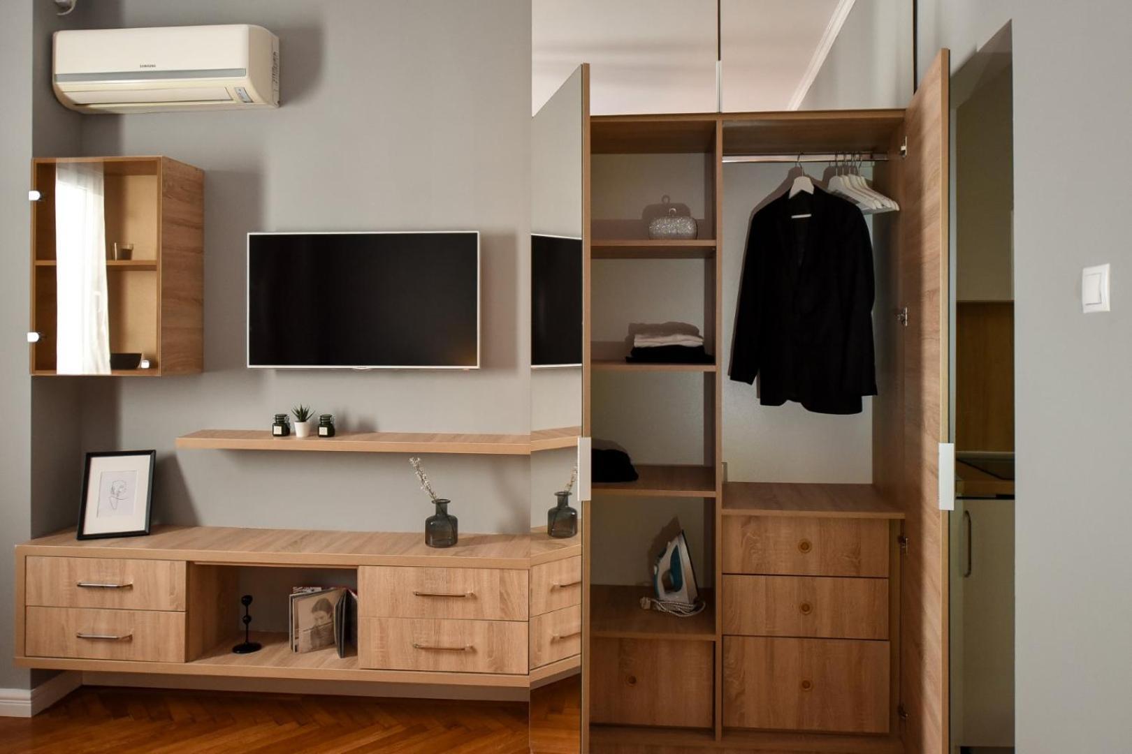 City Center Getaway - Cozy Accommodation For Your Perfect Stay Bükreş Oda fotoğraf