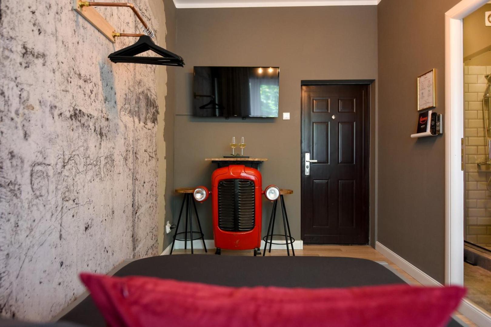 City Center Getaway - Cozy Accommodation For Your Perfect Stay Bükreş Oda fotoğraf